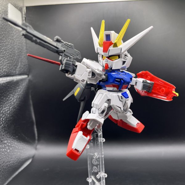 SDストライクガンダム