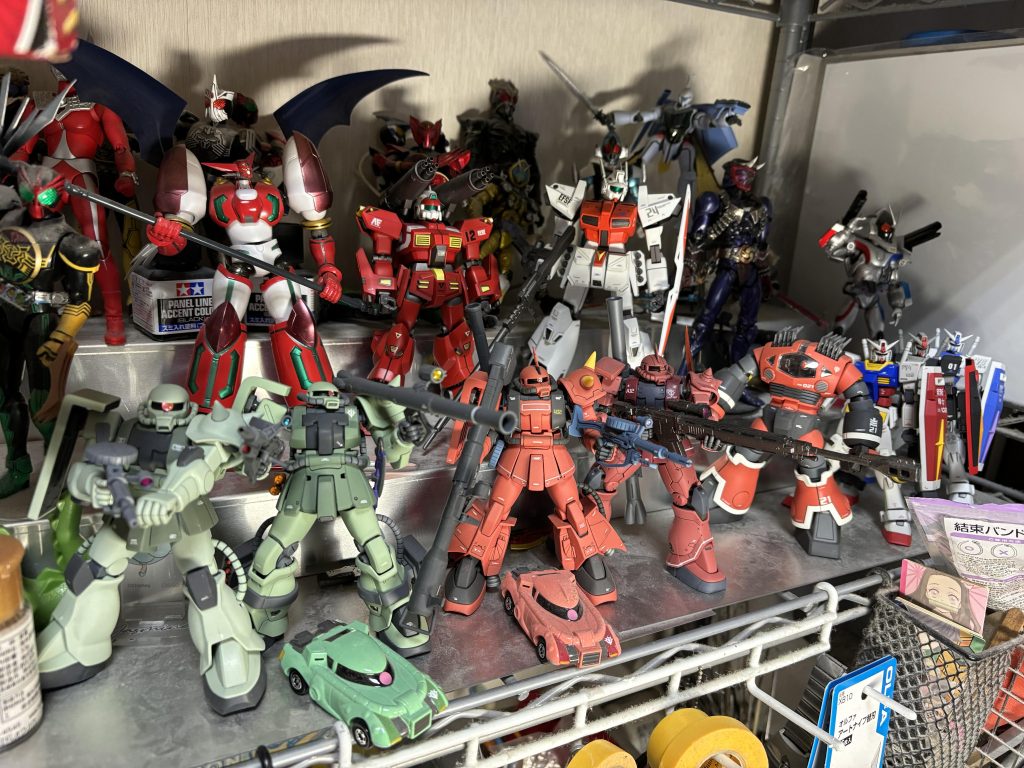 プラモ部屋2–3枚目/制作者：blaster