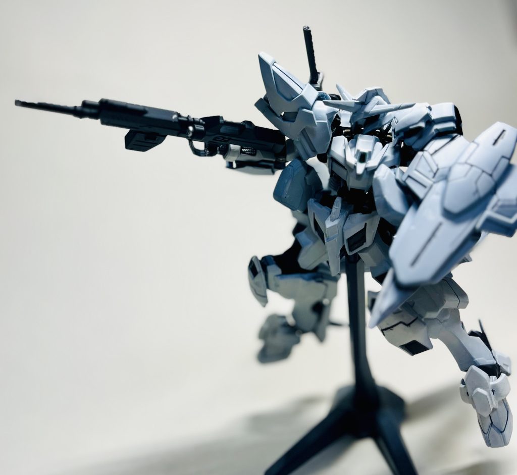 対プルーマ専用ライフルプルーマを破壊するためだけのライフルMSやMAへのダメージはほとんどない