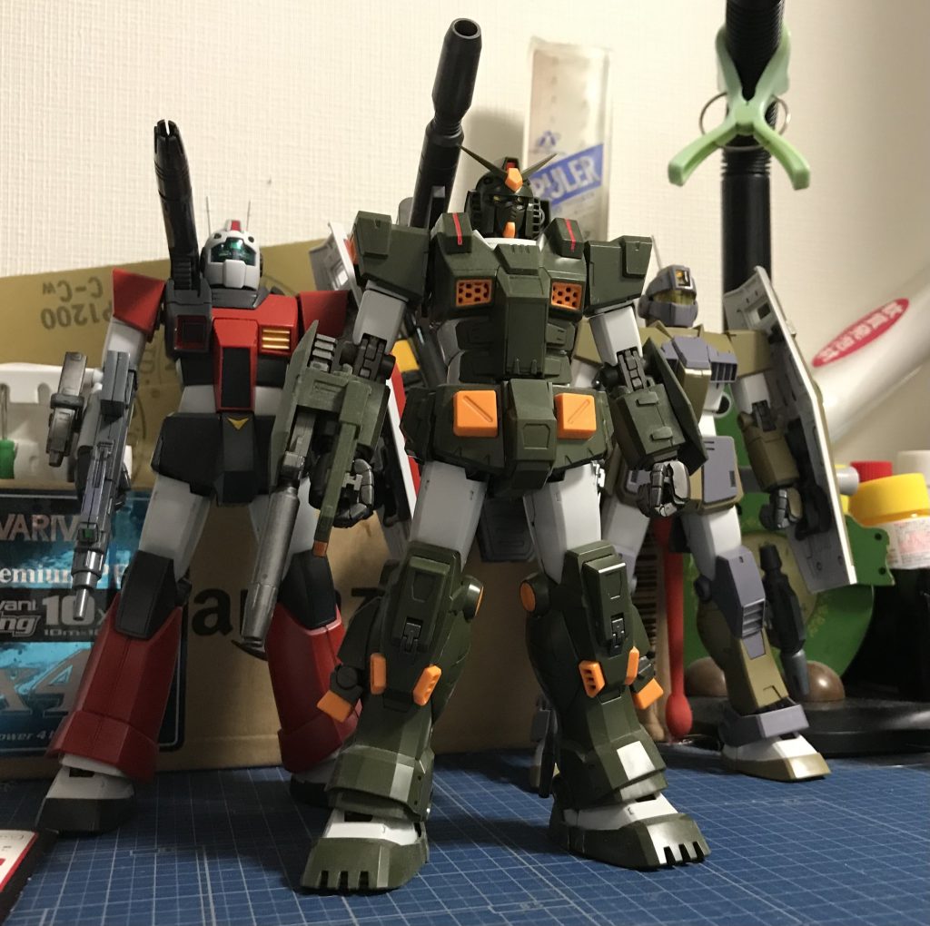 仕上げしてませんが、、、。MGガンダムフルアーマータイプと連邦系MSVの愉快な仲間たち。MGジムキャノンRGC-80。MGジムスナイパーカスタムRGM-79SC。MSV好きならば、当然、揃えます。仕上げなるべく早くやりたいな。