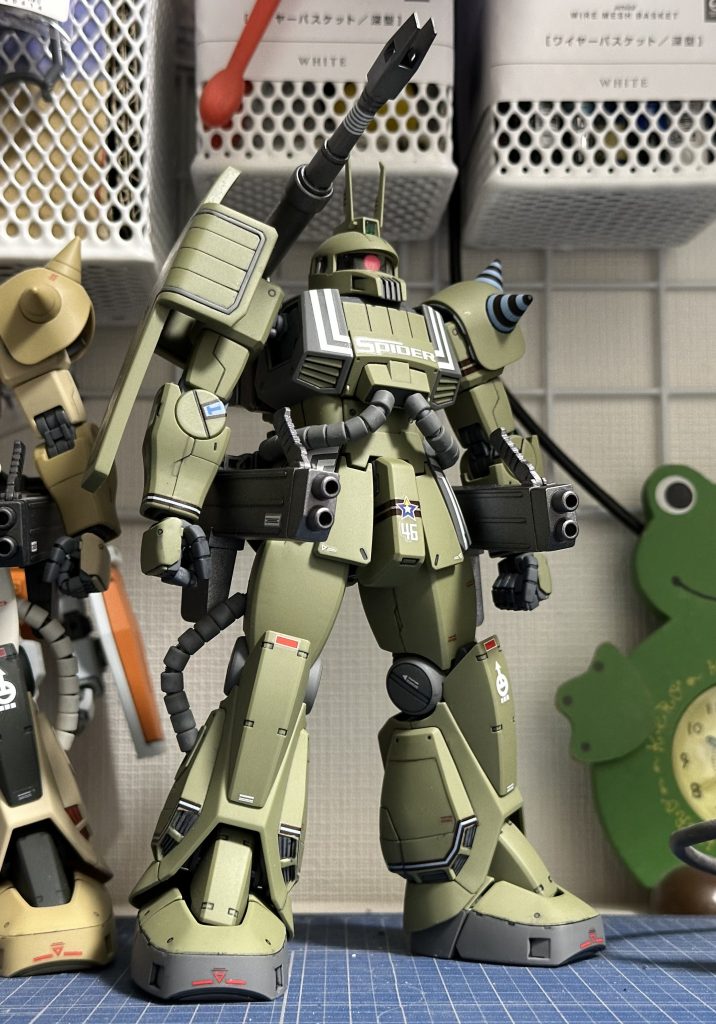 フロント右側ビッグガン装備