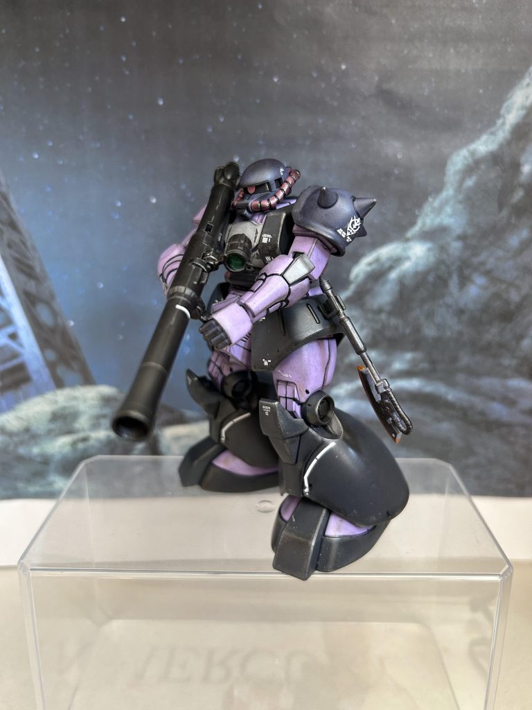 脚の付け根がかなりキチキチで可動幅があまりありません。