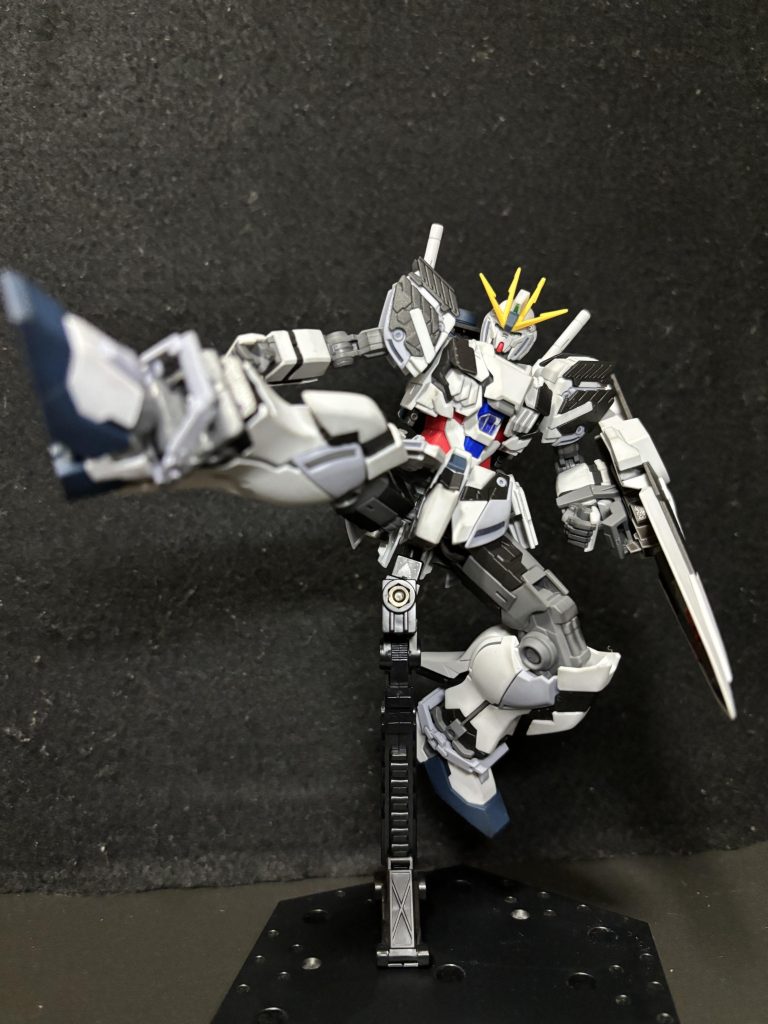 ゲーム🎮バトオペ2ではパンチキックあります！可動域は素晴らしいですね