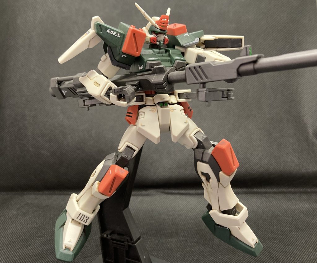 ガンスタに投稿されていた作例を拝見し、肩関節のボールジョイント化をされていらっしゃる方がたくさんいらしたので、自分もやってみました。