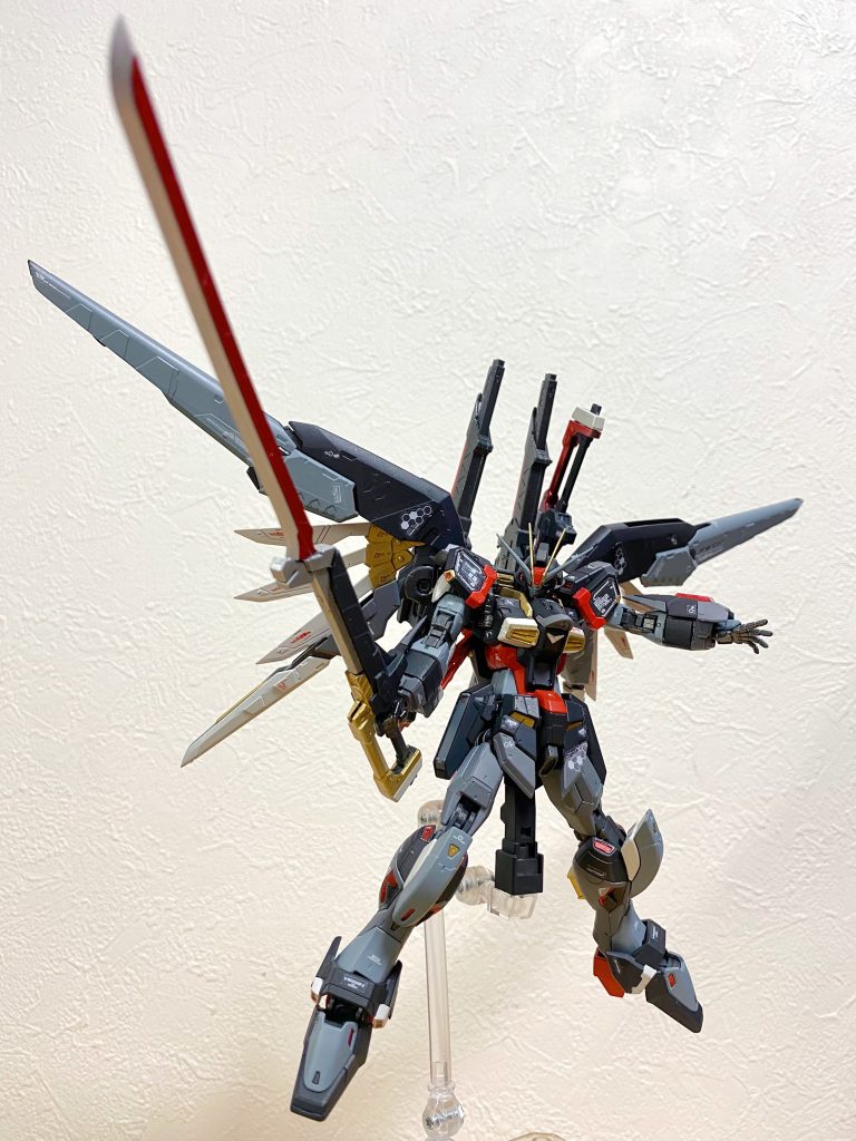 実剣装備「voler l'âme（ヴォレラム）」を製作しました。カラーリングはヘイズグレーやラバーブラックなどを中心に。