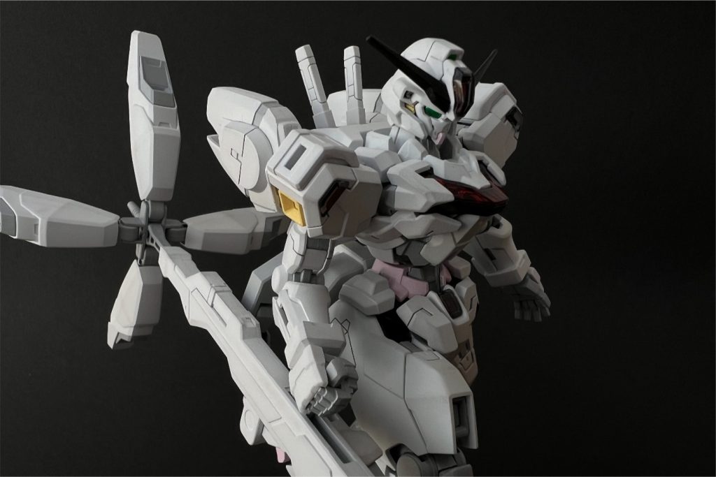 #AQUEOUS水性ホビーカラー(ホワイト+サーフェイサーグレー、ホワイト+イエロー、ホワイト+ピンク、アンテナはシルバー → メタルブラック)#TAMIYA スミ入れ塗料(グレー)#TAMIYA ウェザリングマスター(ライトガンメタル)#水性プレミアムトップコート(つや消し)