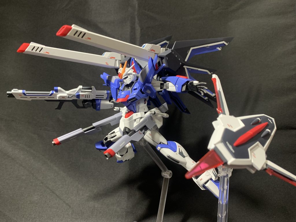 ポージング。SEEDアクションシステムが凄い…よく動きます。