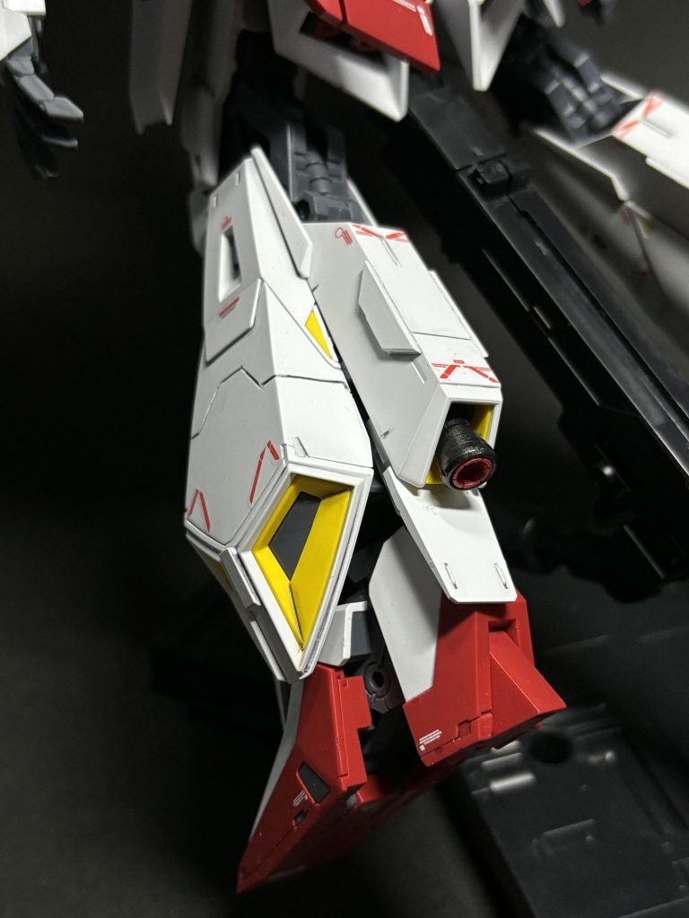 バーニアは安定の黒鉄色です迷ったらこれ塗っておきなさいってお母ちゃんに言われて育ちました