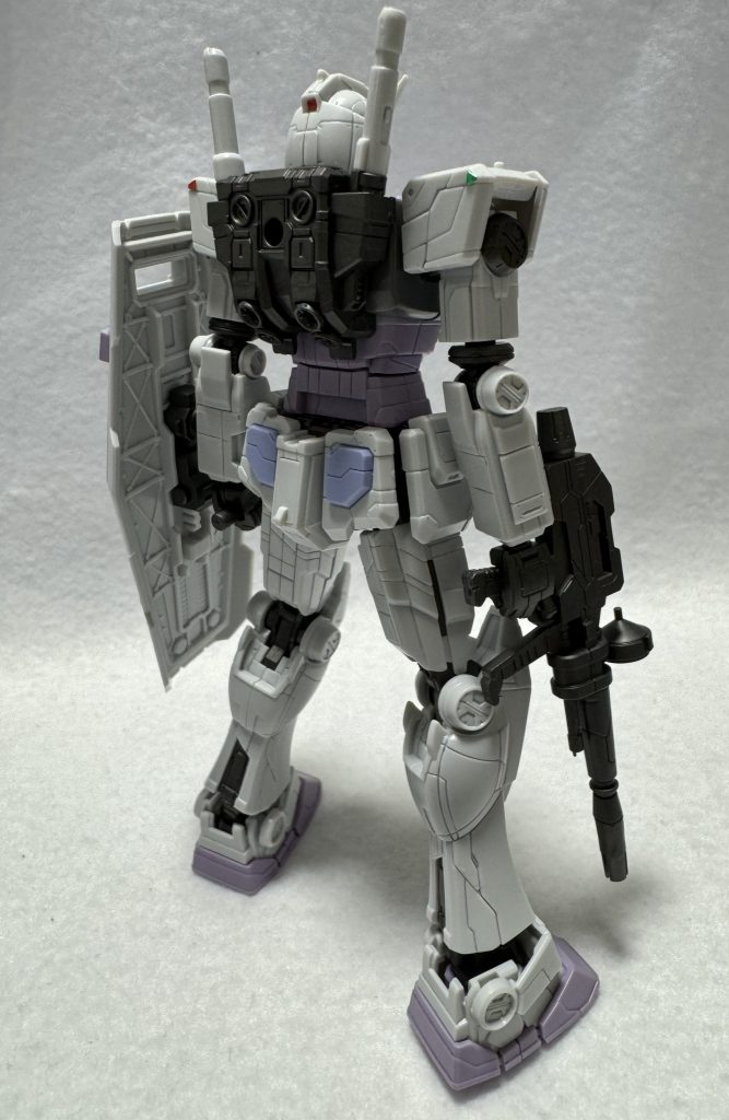 背面HG相当くらいの分割でもモールドバキバキでいいキットでしたね