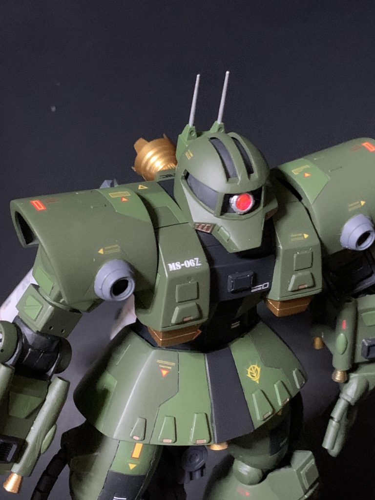 旧キットですが腕部、頭部、胸部などのディテールはすごくカッコいいキットです。しかし旧キットは疲れました。つぎは新しめのHGキットにします。最後までご覧いただきありがとうございました。
