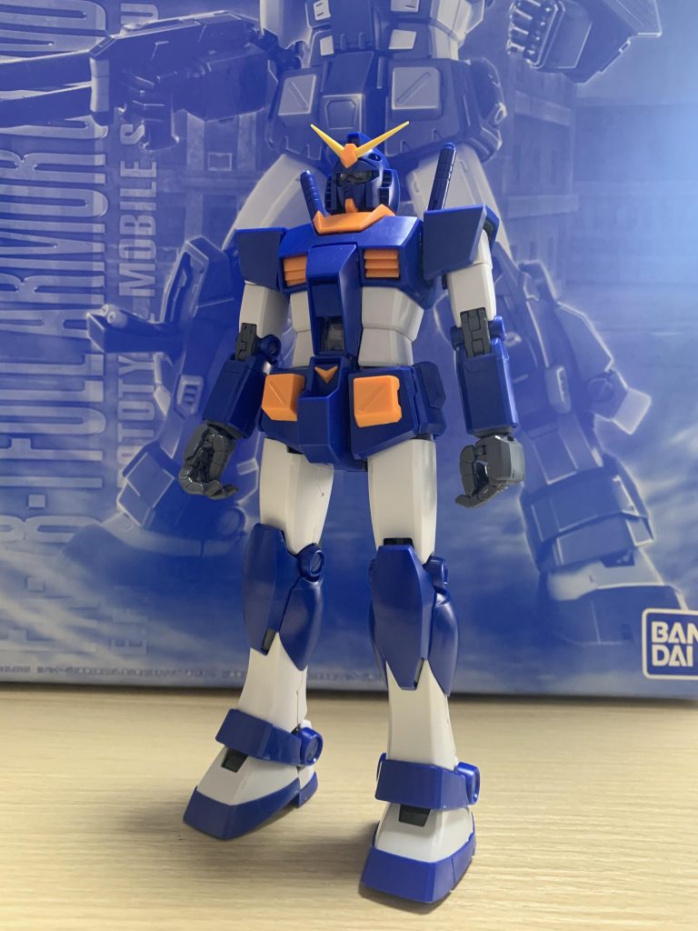 元はこちら。スポーツユニフォームみたいでリアルロボットの世界には似つかわしくない配色😅ご観覧ありがとうございました。FAガンダムへと続きます。