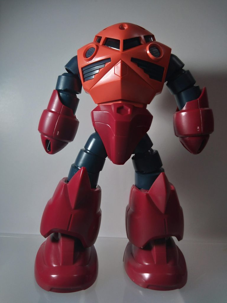 陰の付け方は最初に横からライト照らして、陰ついた場所を参考に大分適当にやりました。白いハイライトはパッケ絵と、劇場版SEED公式のアスランズゴック立ち絵とかが参考になりました。