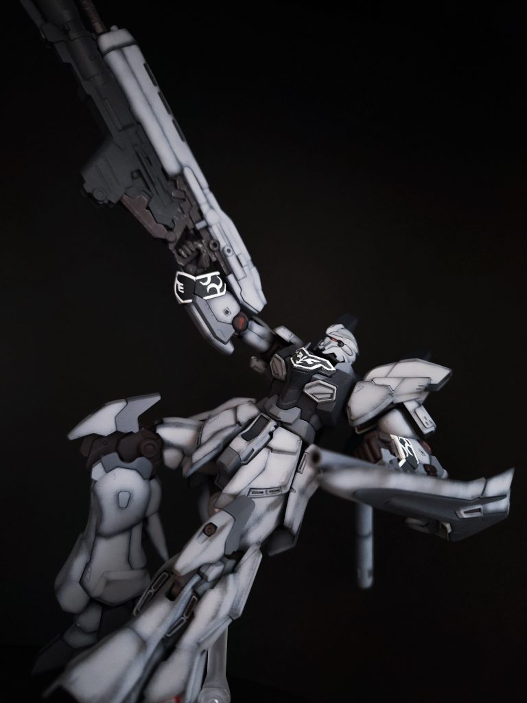 ハイビームライフルにバズーカだと重くて腕がさがってきます