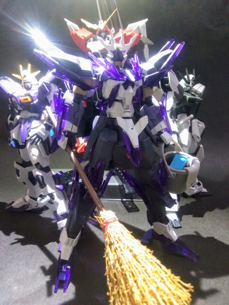 あら!初めまして💗本編の主人公《朱仁 狡》が所蔵するガンプラ部の顧問教師《オジョウ・サマカ》です💕そして、アノ『レディ・カワグチ』と共に並び立つ、『四代目マドモアゼル・オダ』とはワタシの事なの💖まぁ、今は"寿引退"したので"元"だけどね💓さて、何故ワタシがこの世界にいるかと云うと🧡"愛しの旦那様"『三代目クラフトマン・オダ』と、一緒に"ナニカの悪意"に操られて《朱仁 狡》とバトルをシナキャいけない気持ちが消えないノ💟まぁ、そんな訳でワタシ自慢のガンプラ『トランジェント ガンダム 〔 MAID IN HEAVEN 〕』で《朱仁 狡》を叩きのめしてアゲル💝『第 ➖(マイナス) 6.0 話』 『フフフ・・・テトり💛アシトり"ヤ・サ・シ・ク❣️"壊してア・ゲ・ル💔 』