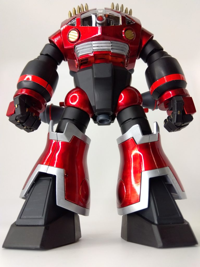 予想していたよりもテカテカしました! メインカラーの赤はクリアレッド