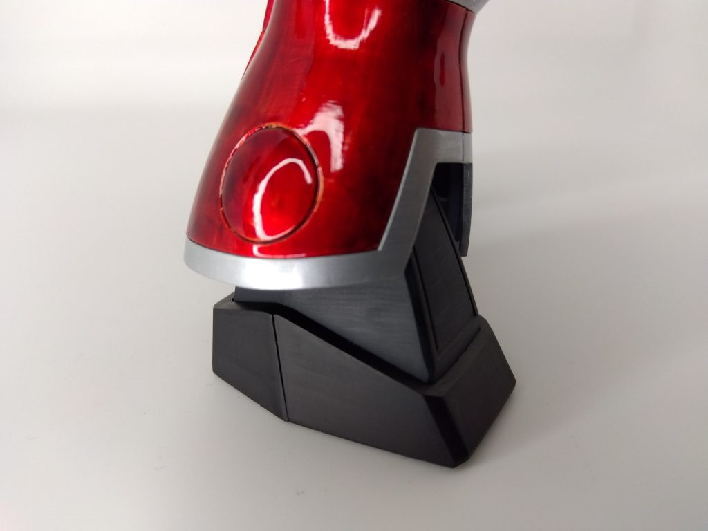 足の上部はラバーブラック。下部はフラットブラック。。。違いがあまりでなかった。