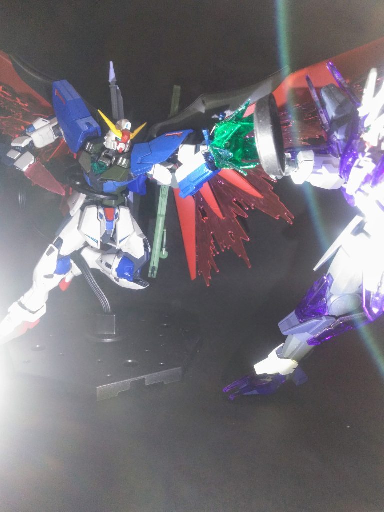 この状況なら＂ファイターは据え置き＂で｢パーツ交換により形態変化｣が、罷り通る😏｢コア ドッキング システム｣と、考えますが…如何でしょう😣あっ！｢パルマのビームと、ブーメラン刃｣も新造です😁