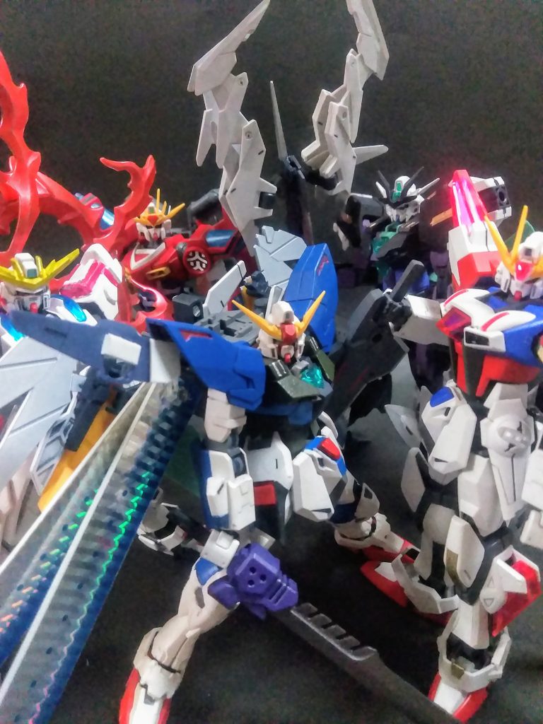 ツ～事で、何時も通りに『投げ放しEND』ですが、コンナ感じで宜しくお願い致します😔でも、『ガンダム世界』じゃぁ＂投げっパナし＂は常識かぁ🤣🤣🤣🧐忘れてた！《イオリ・セイくん》は《狡くん》から、｢ガンダムとビルドパーツ｣の最終チェックを頼まれていて、確認完了したので届けに来たけど、チョッとアレな《奈乃ちゃん》が心配で一緒にこの世界へ・・・と、云う流れです😋