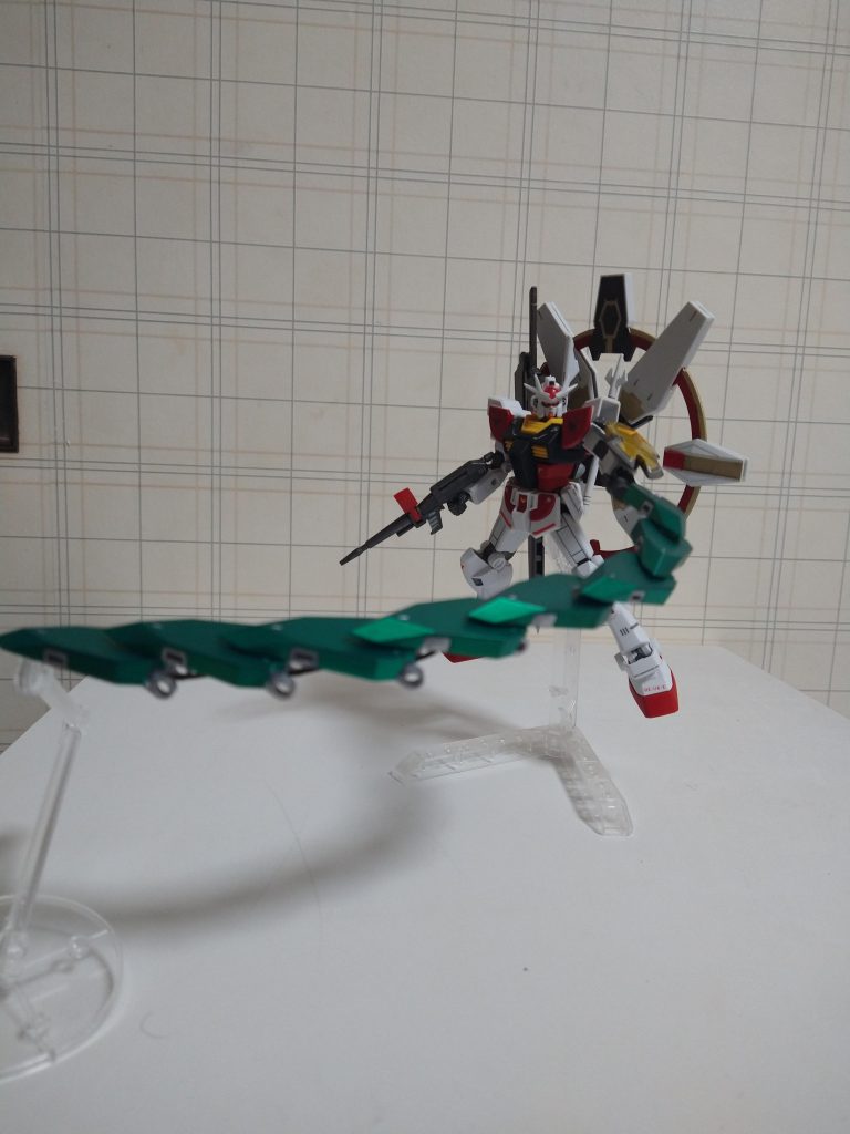 ヤサカニノマガタマ（八尺瓊勾玉）連結してヒートロッドモード。いわゆるムチです。