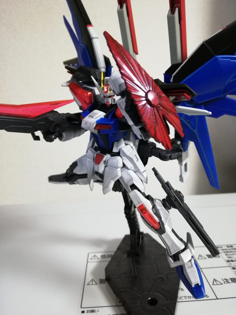 ヘリオスのシールドとパルマフィオキーナパルマエフェクトはデスティニーから流用