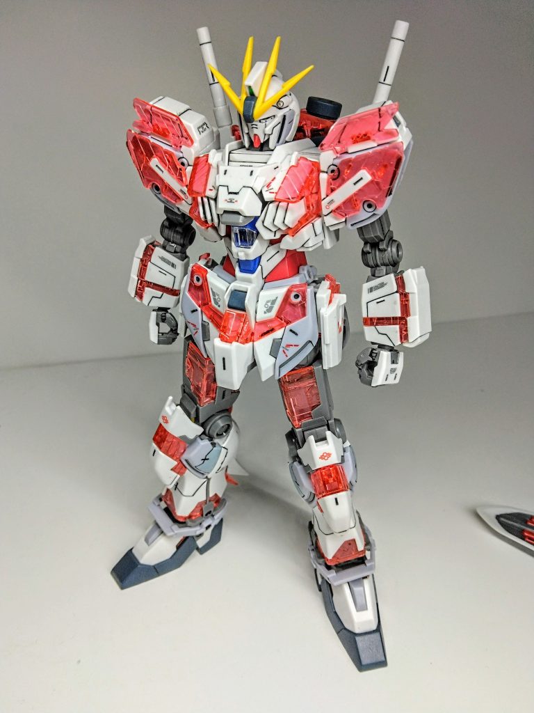 C装備はユニコーンみたいでかっこいいッ!!!この機体の好きな所でもあり、美しく仕上がりますよね。ちなみに一番好きな所は肘部分の関節がセクシーですよねッ!!皆さんそう思いますよねッ!［圧］