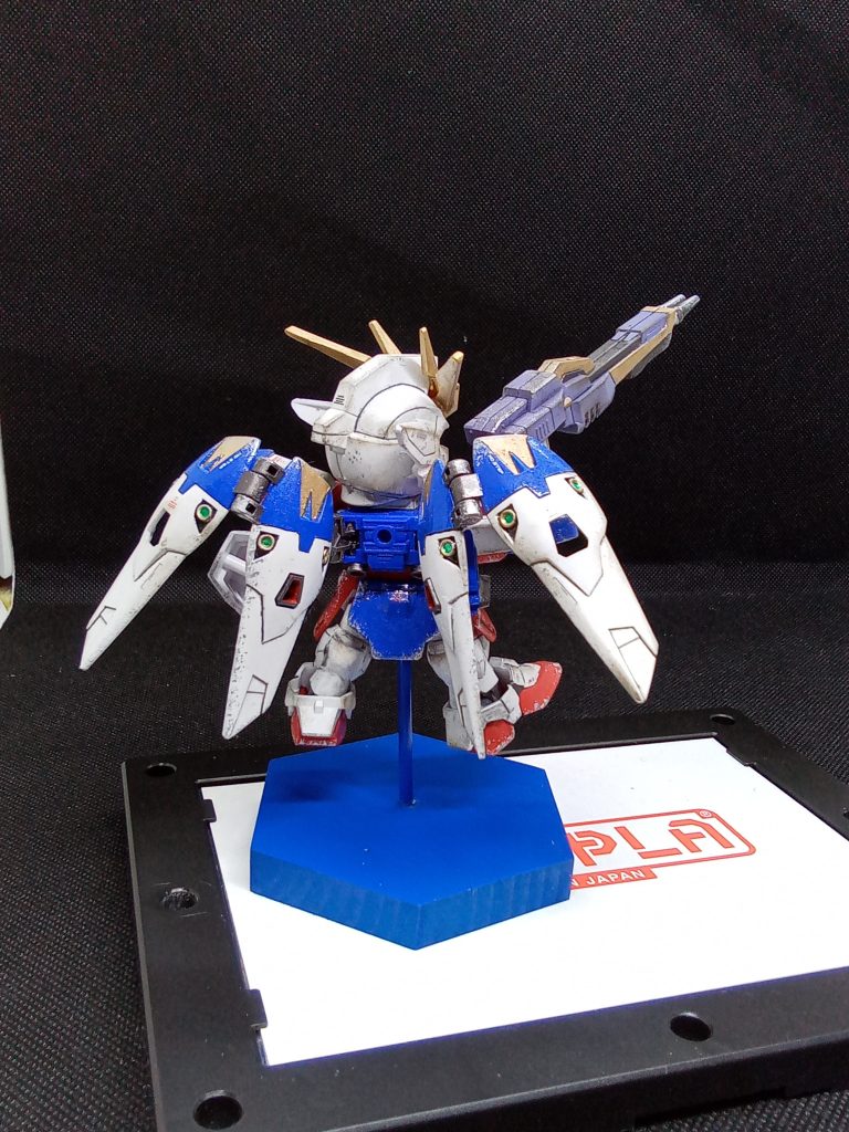 作ってみてSDが好きになってきたので他のキットも何体か購入~ わりと入手しやすいのも魅力かもシールが大量についてくるのに使用しないのでそのまま余るのはどうしたものか・・