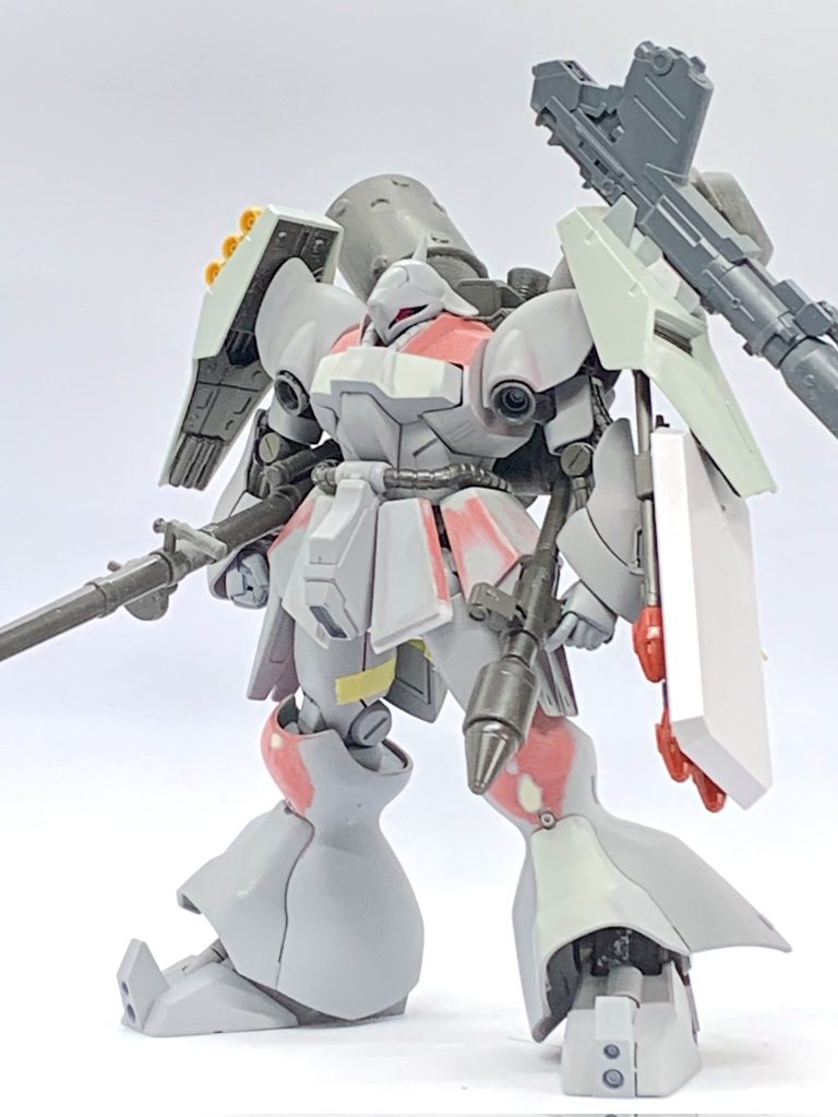 仕様が固まった頃。ランゲブルーノ砲改が主張が強すぎて、印象が全部持ってかれてしまうと思ったので、他にパンチをかましてやろうと思った結果が左肩のバズーカです。