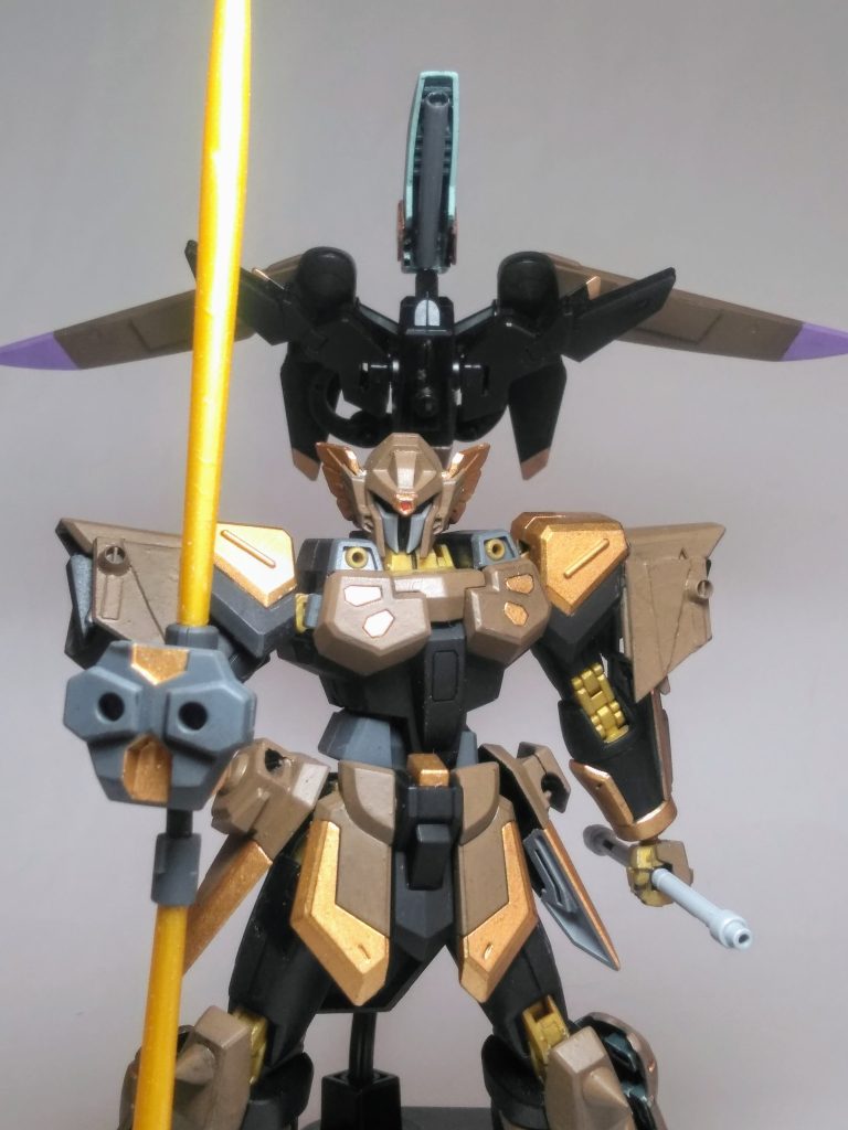 後ろで＂合体待機状態＂でいるのが『鉄鷲機』と、云われる飛行メカ・・・の、ツモリ🤭確か『スカーツ』の登場は物語の＂ 2 クール目＂辺りからですね🤔