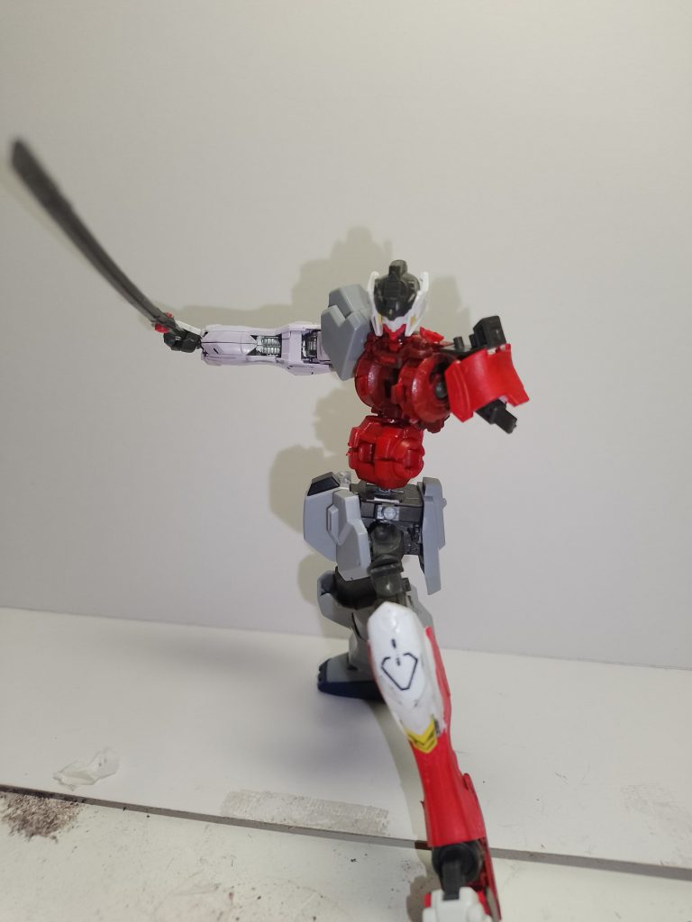 没ショット1剣先がブレた。あと、光の加減が…横から見ればわかる通り、姿勢が悪いです。無理やりくっつけたので仕方ない