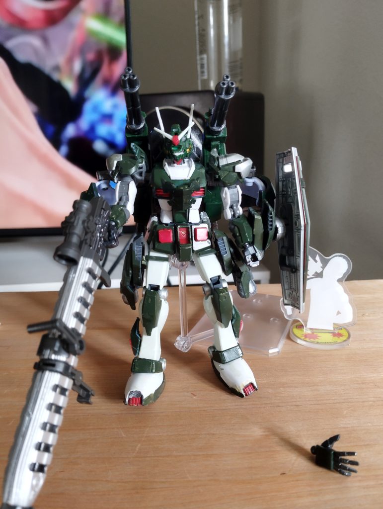 装備してみました。ゴテゴテMSにはデカい武器が良く似合う。