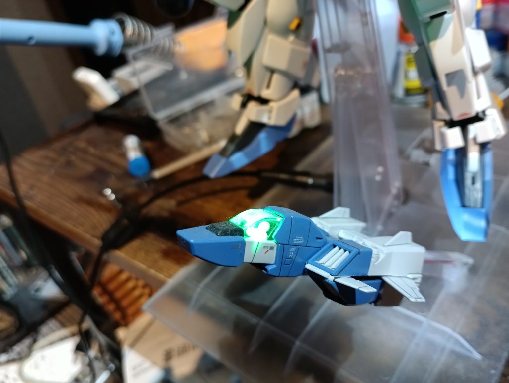 コアファイターのコックピットにも👍