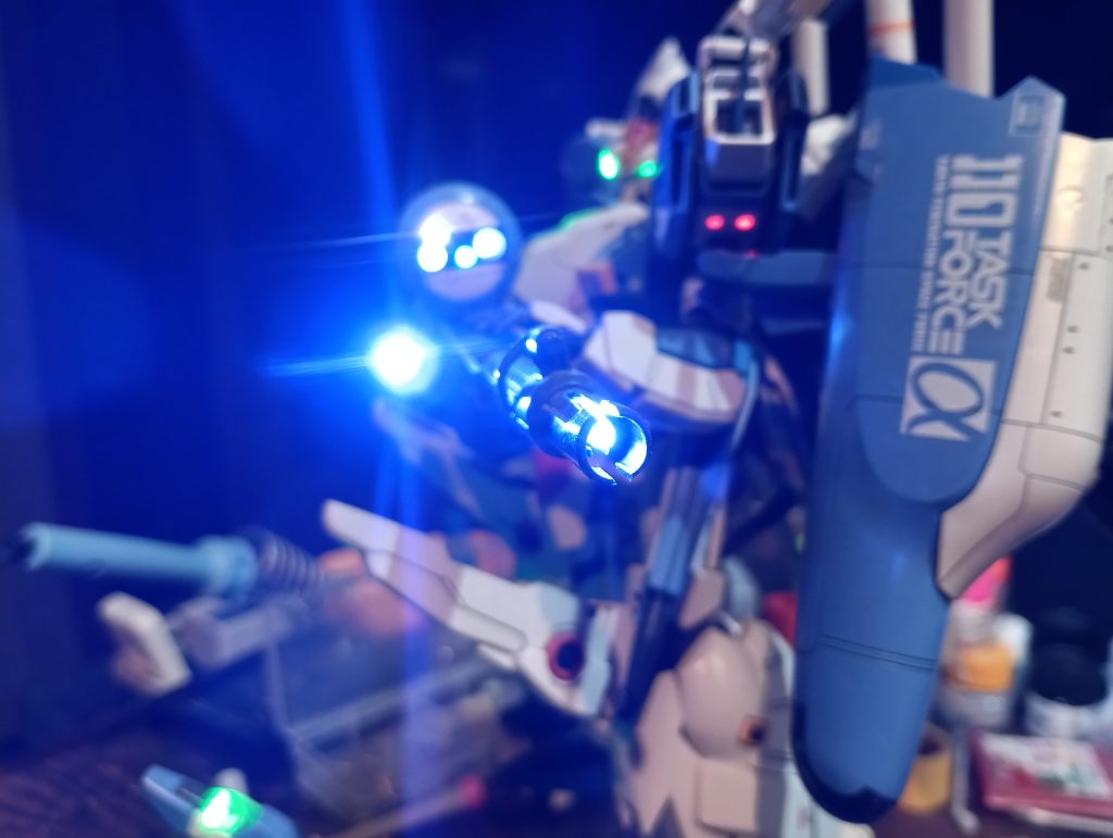 砲身には砲弾タイプのLEDを使ってます☝️