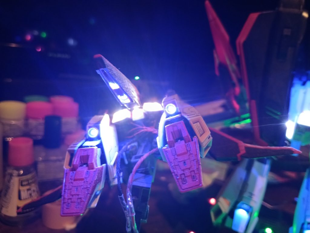 過去作　MG ZガンダムVer.2.0 & RG Zガンダム LED組込–2枚目/制作者：福田　義康