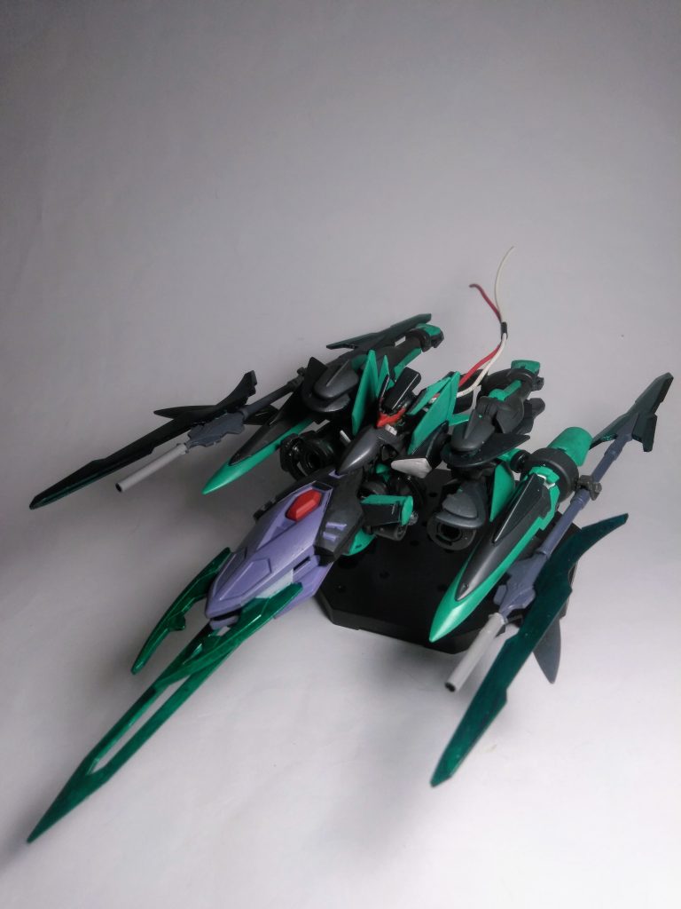 オット!忘れちゃイケない😵此が件の可変形態ですね😄変形パターンは従来の『フラッグ』に準じたモノに成ってるかなぁ🤔当然!この角度以外は"残念な事"に成っているのは"想像に難くない"🤣🤣🤣