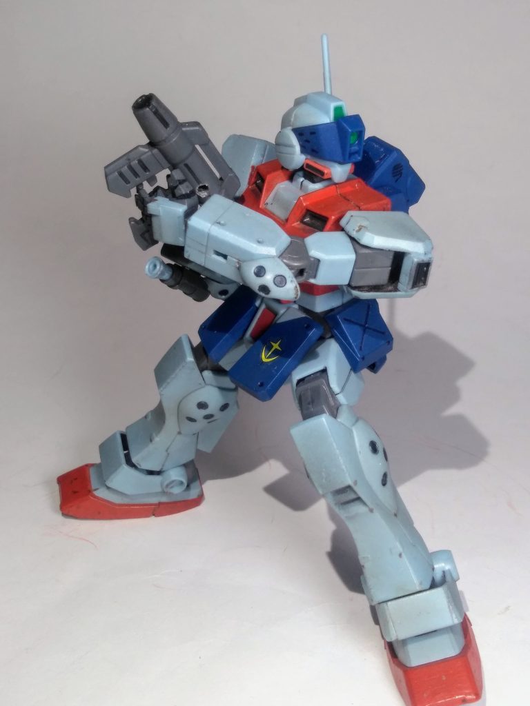 ハイ。接近戦に陥った時に護身用の｢ビーム スプレー ガン｣🤭　『ビルド系キットのGM/GM』のモノを装備です😁　　　　　　　　　　　　　　　サイズ感が丁度良い 😊