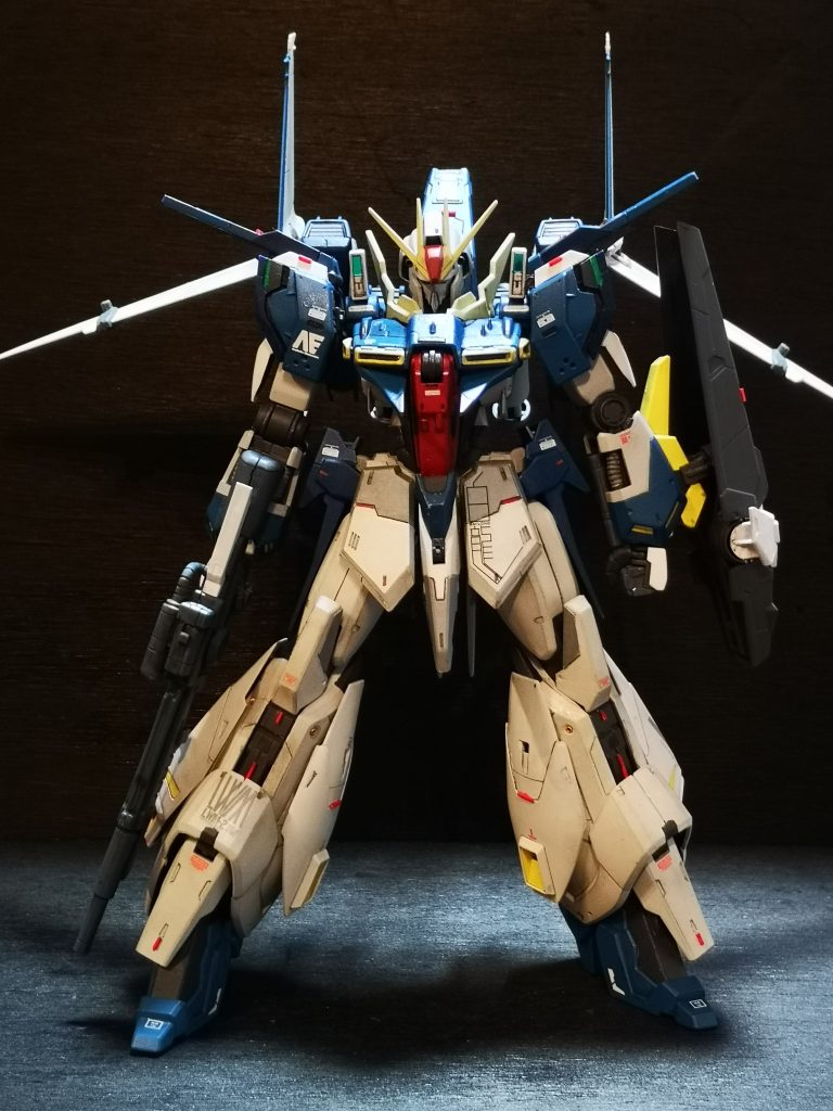 RE/100 ガンダムリントヴルム–2枚目/制作者：謎の大鈴木