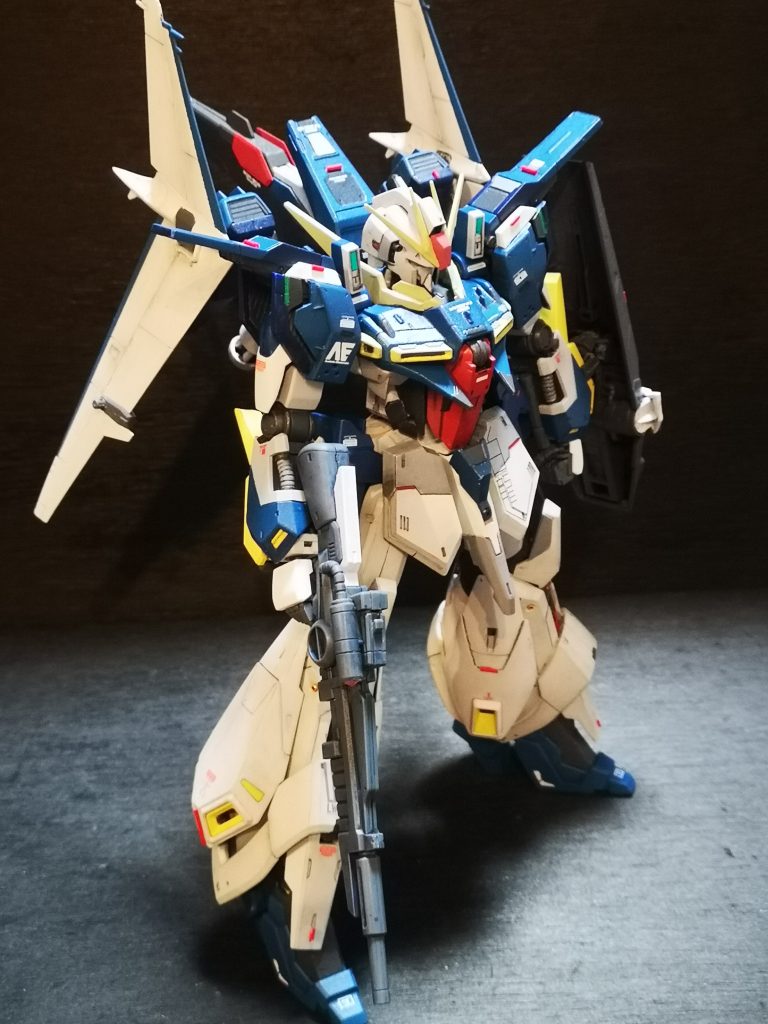RE/100 ガンダムリントヴルム–4枚目/制作者：謎の大鈴木