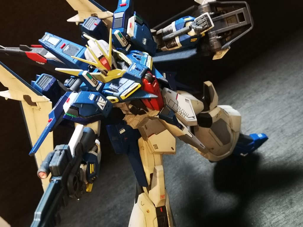 RE/100 ガンダムリントヴルム–6枚目/制作者：謎の大鈴木