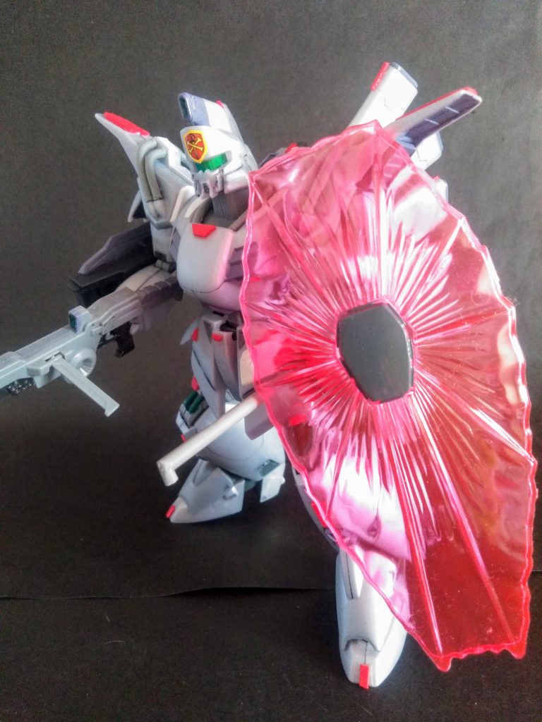 ハイ。『ビーム シールド』展開です😄この「B.S」はチョッと大き過ぎるのでは😣あっ!でも「貴族用」だから贅沢にビーム展開なのか❗😁