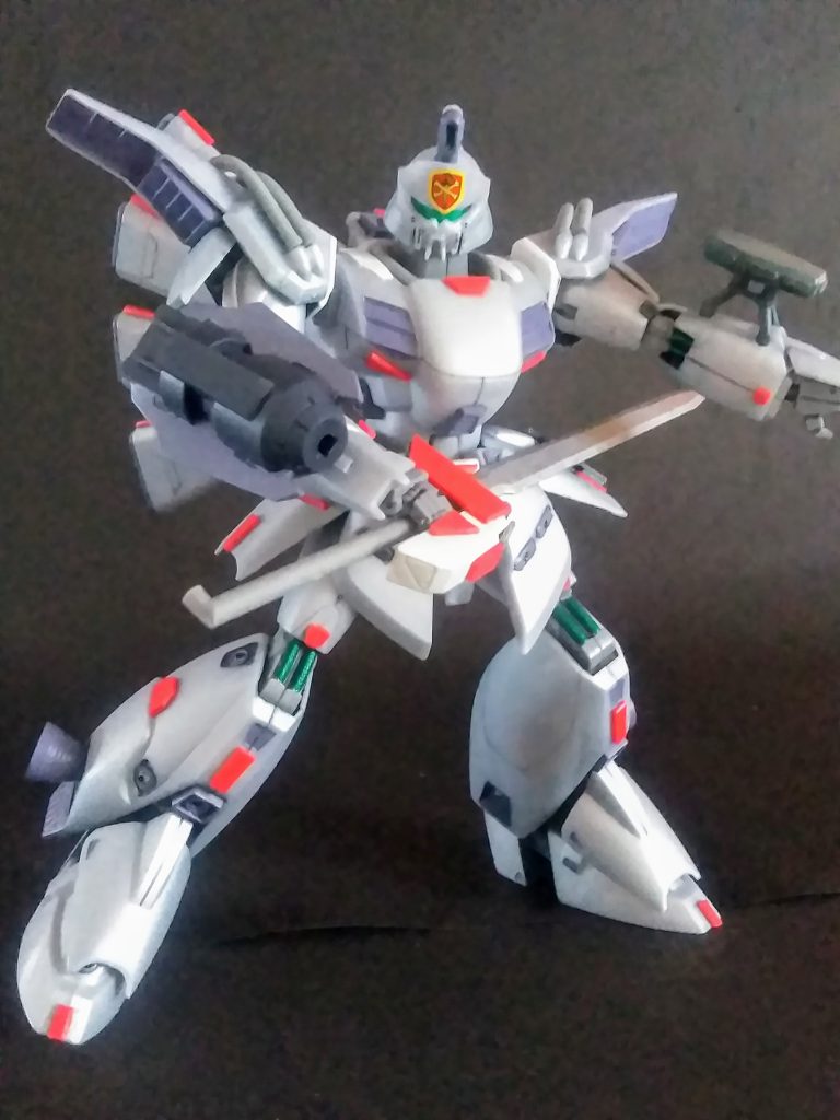 本日の『長モノ武装絶体信者』の為の「蛇足作業」『ノーブル ブレード』抜刀です❗❗😡「貴族用」だからナンカこう「偉そうな剱」を装備です😤センスが無いから全然"威厳"が感じられん😭