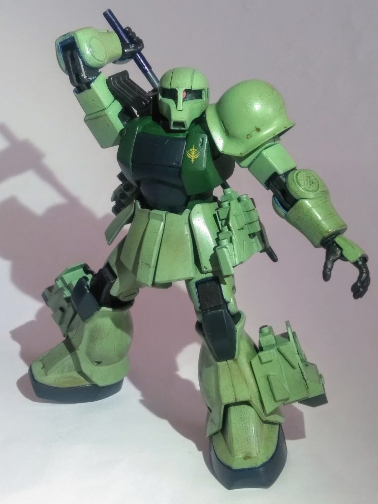 今回の『長モノ武装絶対信者』の為の         「蛇足作業」😋『ヒート サーベル』を抜刀です😏                      う~ん🤔 コレは細いから"論外"かなぁ😱