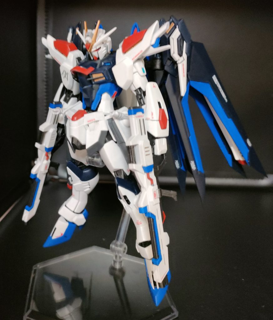 ライジングフリーダムガンダム–2枚目/制作者：@paipanda_massa