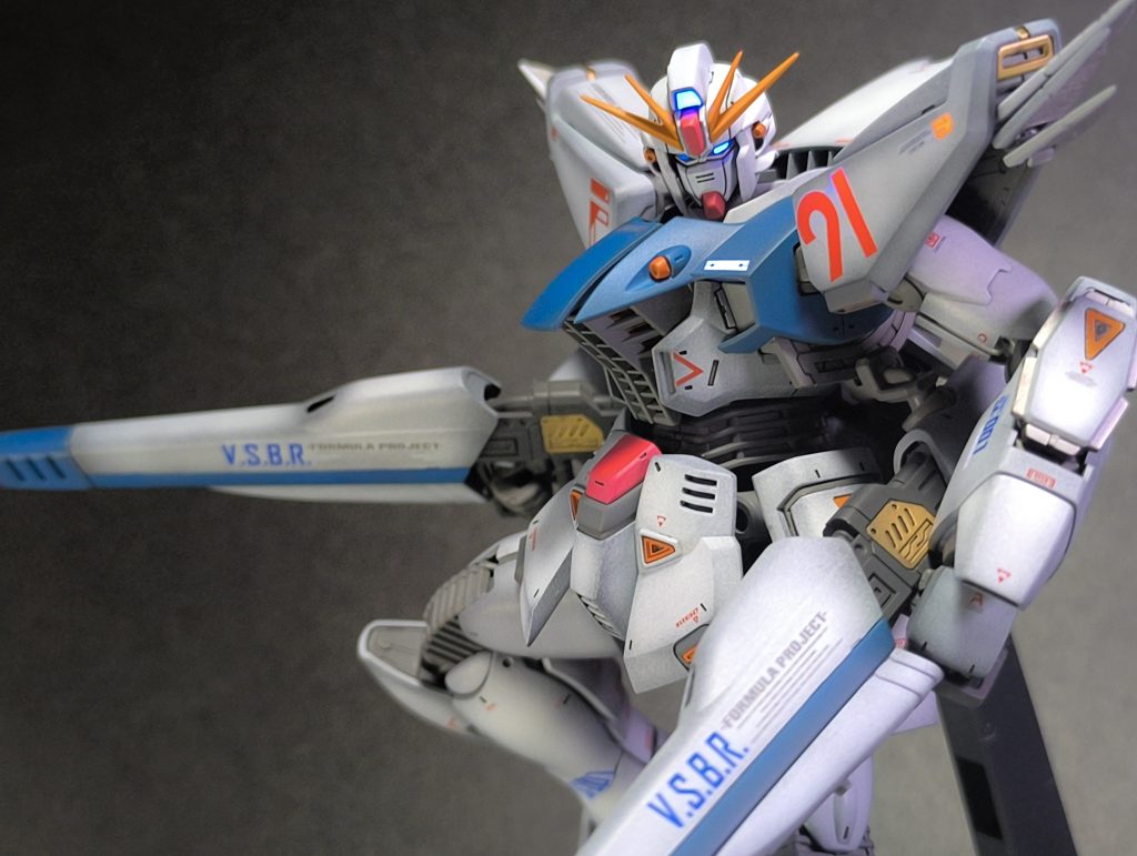 これ以上動くと塗装ががしがし言い出すのでこれくらいに…