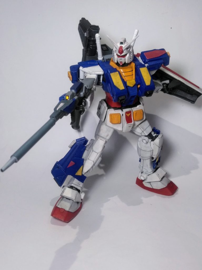 そんな訳で「アムロくんの射撃能力を考慮し、命中精度、射程距離を更に高く設定した」😏新設計のビームライフルを装備です😋