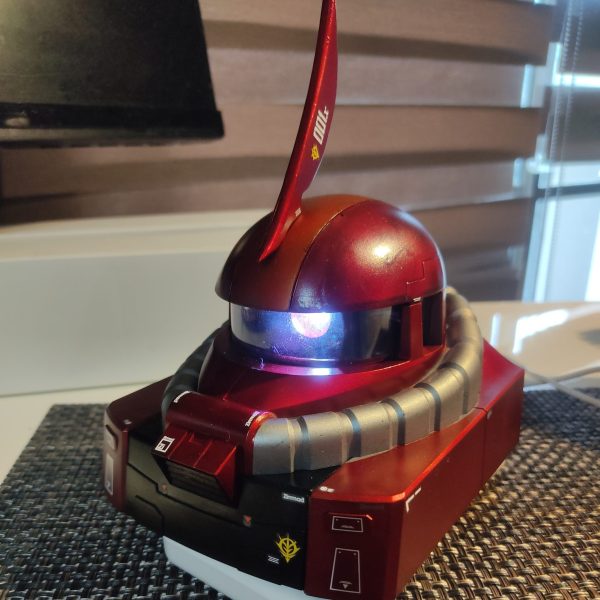 シャアザクヘッド