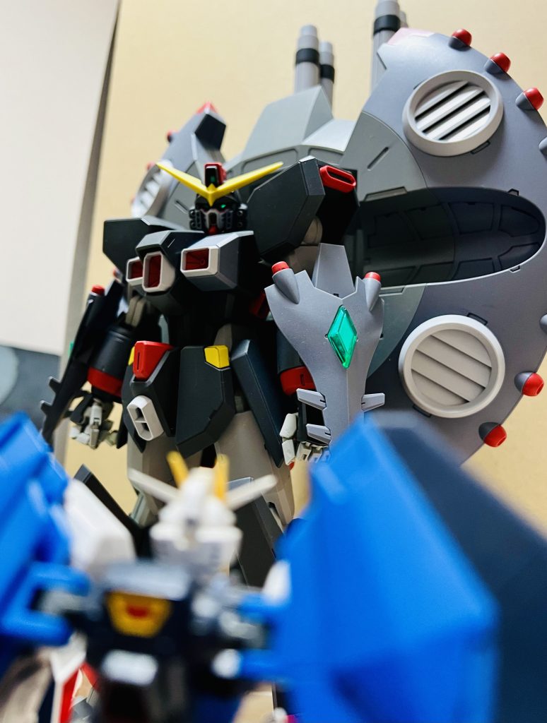 劇中みたく体格差再現できないなぁw次モビルアーマー形態投稿しますー( ¯꒳¯ )ᐝ