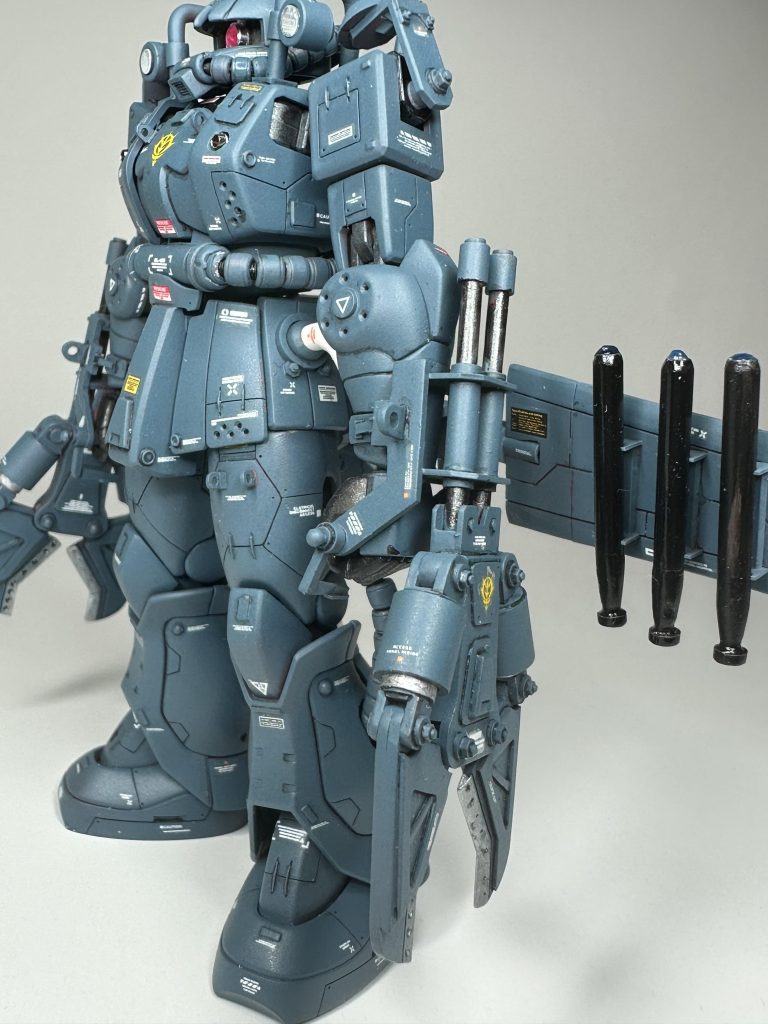 ウイングにはアクティブレーダー内蔵魚雷を装備