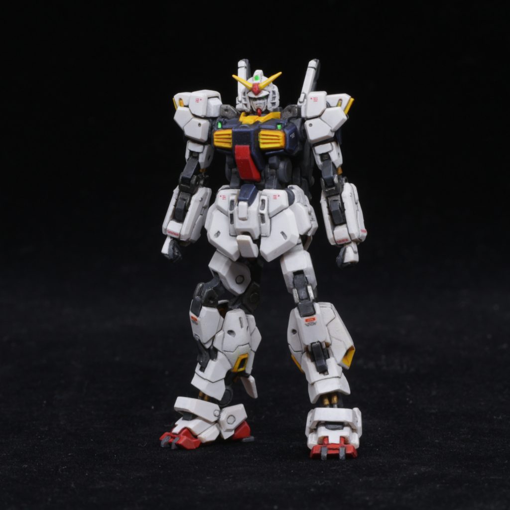 Gディフェンサーなしの素のマークⅡ。横幅とかは高機動型ザクⅡより小さいかも?