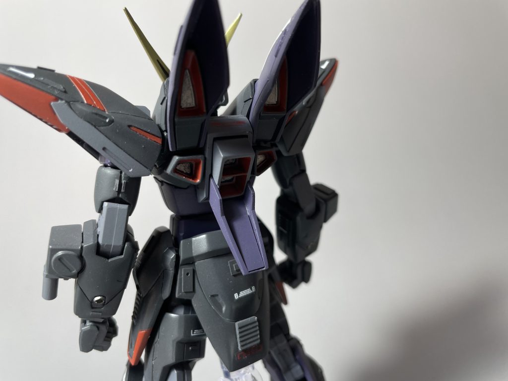 背面ここら辺はほとんどHGのもの塗分けがきつかったです。