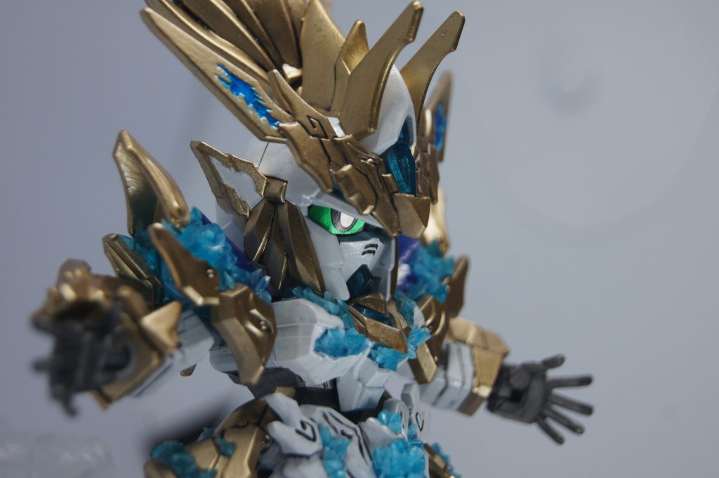 瞳は相変わらずシールに頼ってます。次はアイペイントにも挑戦しようかな。